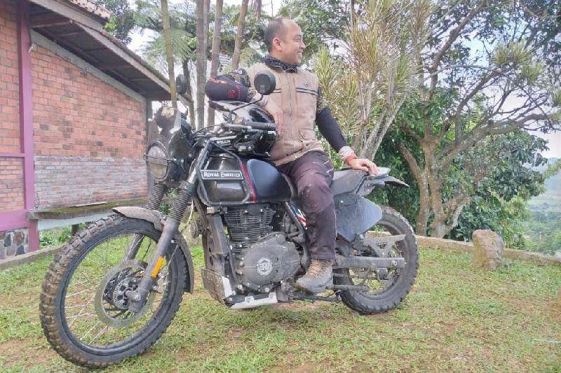 Royal Enfield Himalayan РѕС‚ Smoked Garage